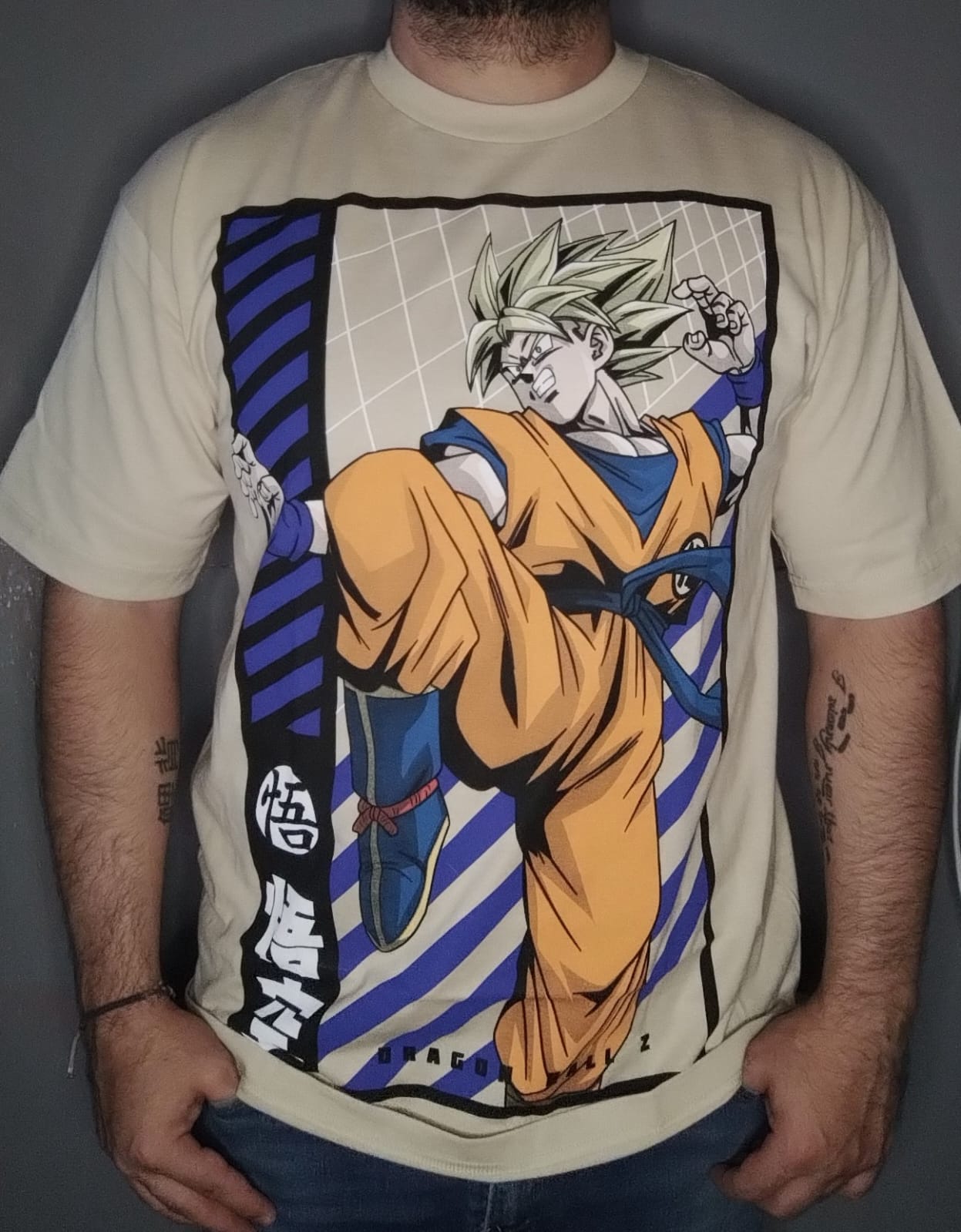 Playera Unisex Goku Super Saiyajin